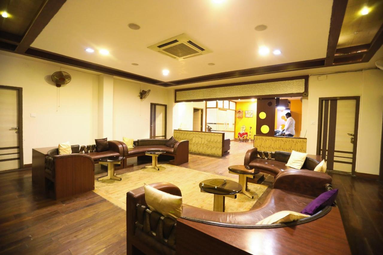 Hotel Vishwanath Varanasi Exterior photo